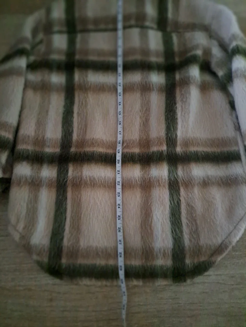 American Eagle Women  Outfitters Plaid Shacket Jacket - Beige & Olive - Picture 3 of 9
